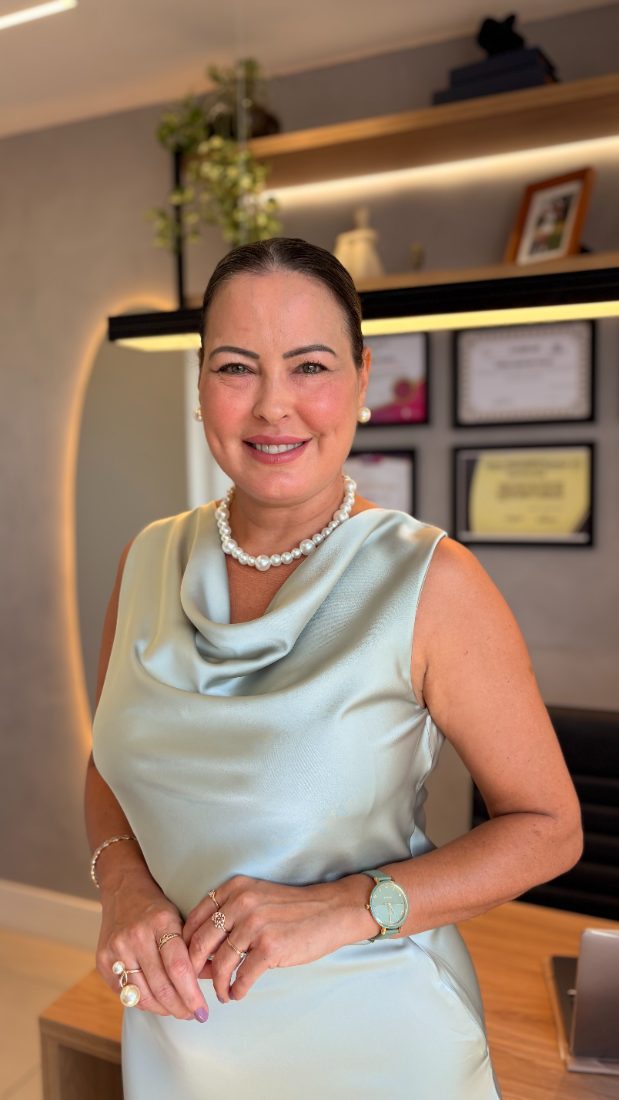 Dra. Ednéia Tenório
